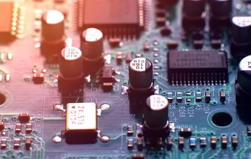 集成電路與嵌入式系統設備不同的性能和作用？